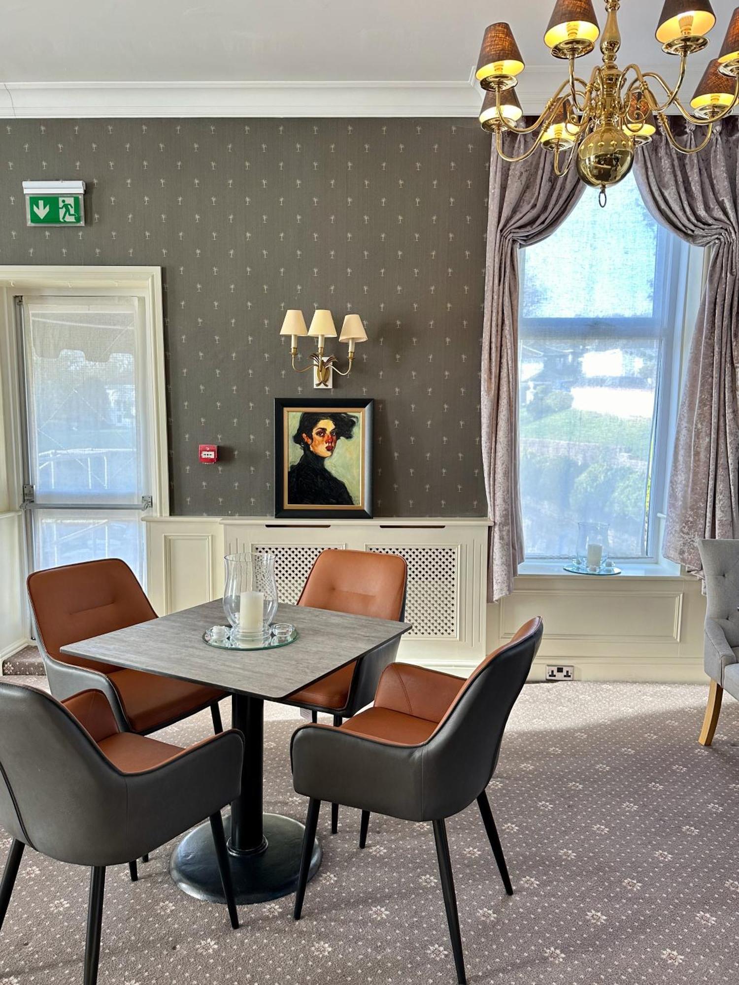 The Park Hotel Тенбі Екстер'єр фото